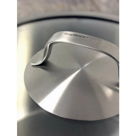 BergHOFF Manhattan 11" Stainless Steel Covered Stockpot 8.8QT Pots & Pans 5 BergHOFF Manhattan 11" Stainless Steel Covered Stockpot 8.8QT Pots & Pans - Image 3