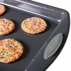 BergHOFF 11 Piece Perfect Slice Bakeware Set - Silver 20 BergHOFF 11 Piece Perfect Slice Bakeware Set - Silver -BergHOFF shop unnamed file 1359