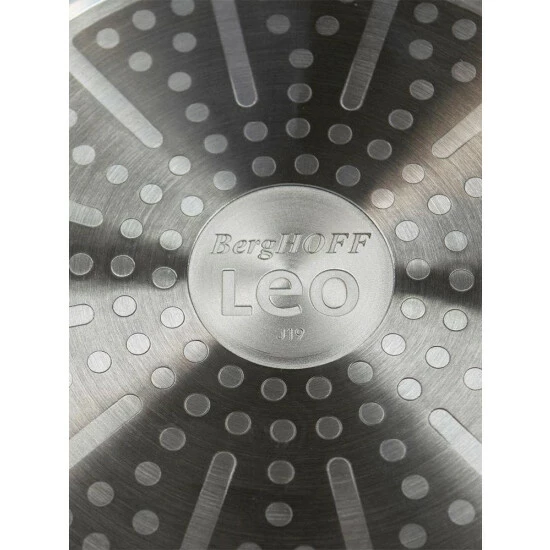 BergHOFF Leo Non-Stick Fry Pan, Dusty Green Pots & Pans 5 BergHOFF Leo Non-Stick Fry Pan, Dusty Green Pots & Pans - Image 3