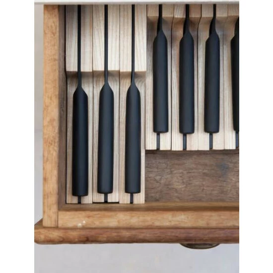 BergHOFF Ron 9" Bread Knife, Black Knives & Cutting Boards 4 BergHOFF Ron 9" Bread Knife, Black Knives & Cutting Boards - Image 2