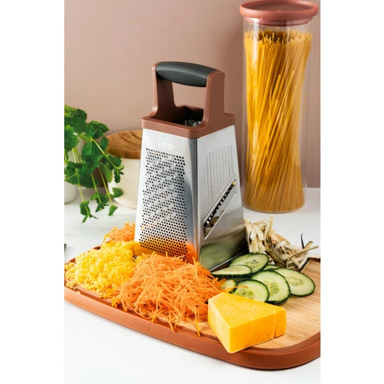BergHOFF Leo 4-Sided Box Grater 10" - Pink Tools & Accessories BergHOFF Leo 4-Sided Box Grater 10" - Pink Tools & Accessories -BergHOFF shop unnamed file 661